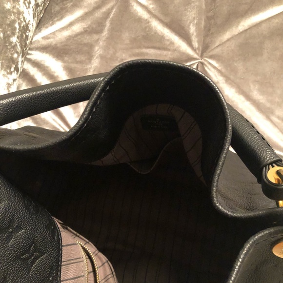 Louis Vuitton Artsy MM black bag - Picture 4 of 8